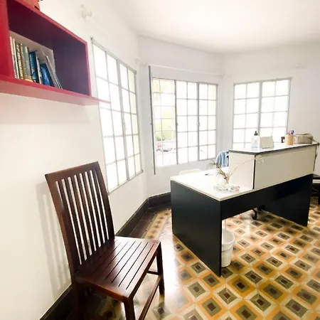 Eucalipto Guesthouse *